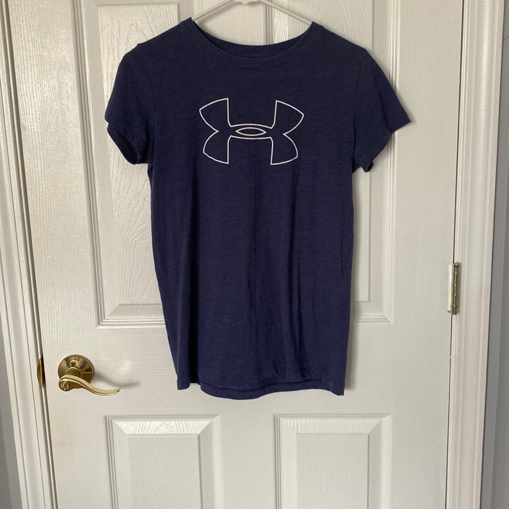 Woman’s Under Armor T-shirt